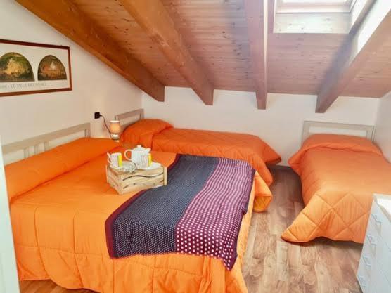 Casa Vacanza Zaira & Claudio Pianello Del Lario Εξωτερικό φωτογραφία